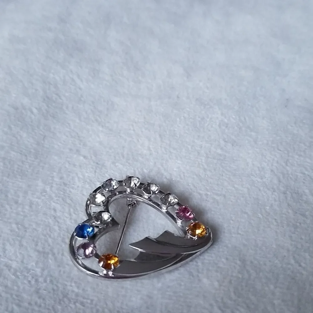 Catamore Heart Brooch 1/20th gold filled